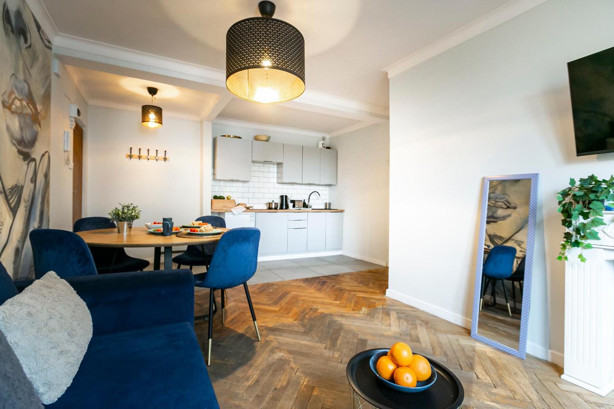 Nowogrodzka 78 - Apartament Dla 4 Osob - 200M Od Szpitala Klinicznego Na Lindleya - 1Km Do Dworca Centralnego - Wifi - Smart Tv 45 Cali Warschau Buitenkant foto