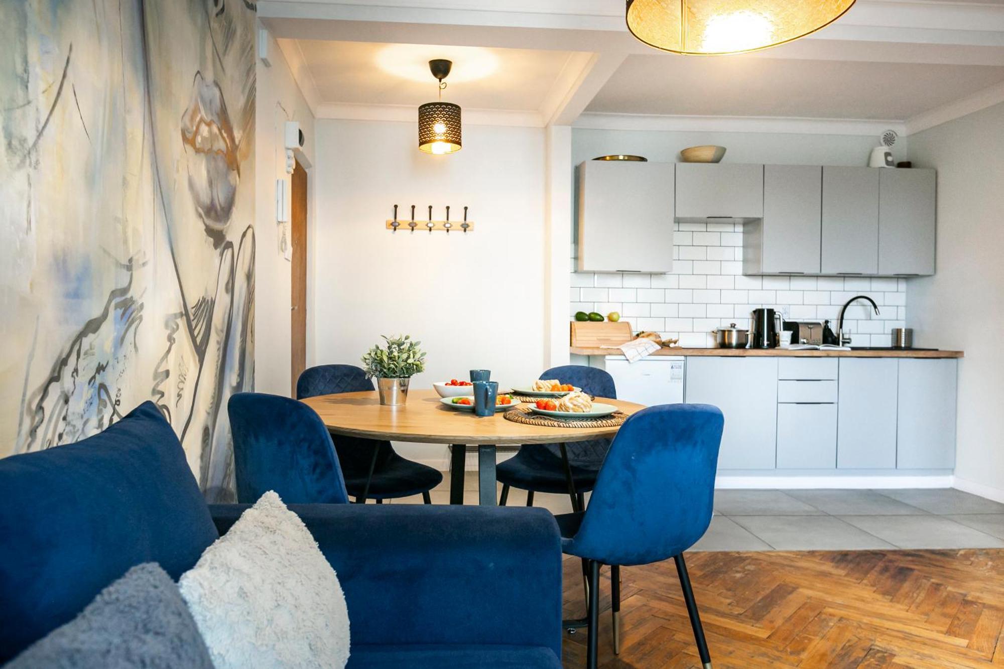Nowogrodzka 78 - Apartament Dla 4 Osob - 200M Od Szpitala Klinicznego Na Lindleya - 1Km Do Dworca Centralnego - Wifi - Smart Tv 45 Cali Warschau Buitenkant foto